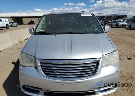 2012 Chrysler Town & Country Touring z USA, uszkodzony, nr VIN 2C4RC1BG7CR126364